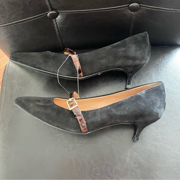 Women's Vionic Minnie Kitten Heel Shoe Black Tortoise Suede Sz 6 - Picture 8 of 11